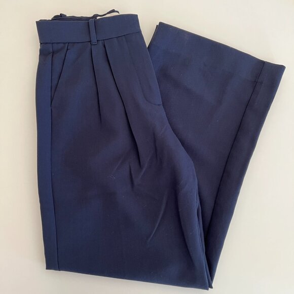 excellent A&F Sloane Tailored Wide Leg Pant / navy / 27 short - Picture 7 of 12